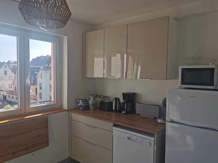 Logement Colmar Centre Avec Parking Exterior foto